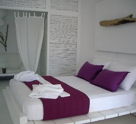 Salt Suites & Executive Rooms Pollonia Esterno foto